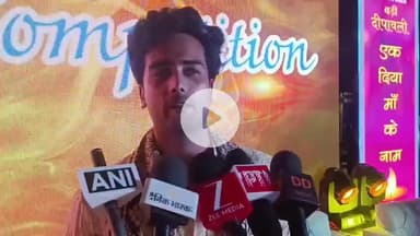 मुंगेर: मुंगेर के कल्याणपुर में 11 लाख दीयों से सजा माता का दरबार, बनी राज्य की सबसे बड़ी दीपावली