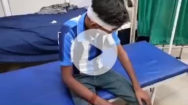 हाथरस: गांव गिजरौली में 2 बाइकों की भिड़ंत में 1 युवक गंभीर रूप से हुआ घायल, राहगीरों ने मदद कर युवक को अस्पताल में कराया भर्ती