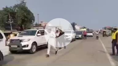 कोईलवर: कायमनगर में प्रशांत किशोर का भव्य स्वागत, पटना से जमानिया जाते समय ग्रामीणों ने रोका काफिला