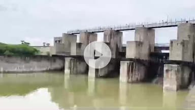 வெம்பக்கோட்டை: தொடர் மழையினால்  பிளவுக்கல் பெரியார் வெம்பக்கோட்டை அணைகள் நிரம்பியதால் நாளை ஆய்வு செய்ய நிதி துறை அமைச்சர் வருகை