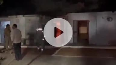 झांसी: हाइड्रिल कॉलोनी में युवक ने पेट्रोल डालकर खुद को लगाई आग, बेटे के लिए मटर पनीर लेने गई थी मां