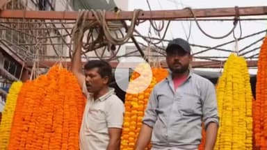 कांके: रांची के लालपुर सहित कई इलाकों में दीपावली को लेकर अस्थाई दुकानें गुलज़ार, खरीददारी में जुटे लोग