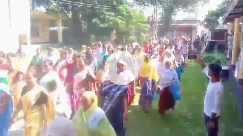 বৰক্ষেত্ৰী: নলবাৰী মুকালমুৱাত কংগ্ৰেছ কৰ্মীৰ প্ৰতিবাদ, উপস্থিত বিধায়ক দিগন্ত বৰ্মন