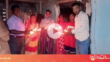 शिकारीपाड़ा: आरएसएस ने गोपीकांदर के आदिवासी गांवों में मोमबत्ती, दीया और मिठाई का वितरण किया