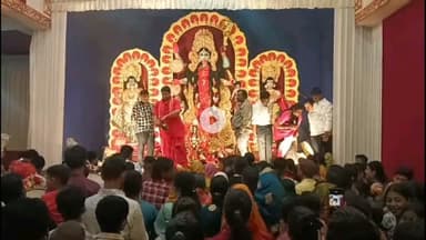 गिरिडीह: मकतपुर बांग्ला स्कूल स्थित रविंदर ग्रंथागार में काली पूजा, दर्शन-पूजन के साथ सांस्कृतिक कार्यक्रम आयोजित