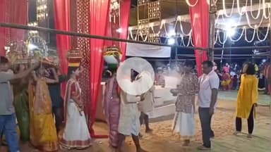 कोंडागांव: कोंडागांव बाजार पारा में गौरा-गौरी पूजन उत्सव का भव्य समापन, शोभायात्रा के साथ हुआ विसर्जन