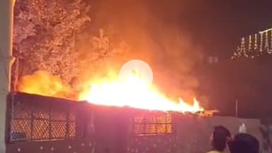 अजमेर: अजमेर में दीपावली पर पटाखों से नौ जगहों पर लगी आग, फैक्ट्री गोदाम सहित अन्य स्थानों पर आग, दमकल ने रोका बड़ा हादसा