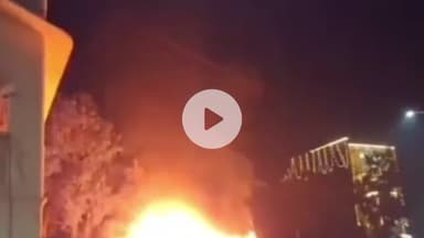 अजमेर: मेयो लिंक रोड स्थित रेस्टोरेंट की छत पर पड़े कबाड़ में लगी भीषण आग, दमकल की सूझबूझ से टला बड़ा हादसा