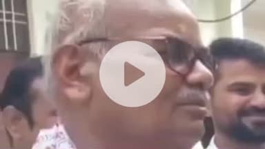 लाडपुरा: हरिओम नगर में शिक्षा एवं पंचायतीराज मंत्री ने युवक को अपनी कसम देकर गुटखा छुड़वाया, कहा- मुझे कुछ हुआ तो जिम्मेदार होंगे