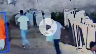 मथुरा: वृन्दावन में पटाखा व्यापारी के गल्ले से अज्ञात चोरों ने उड़ाई लाखों की नगदी, सीसीटीवी में कैद हुई करतूत