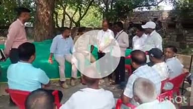 बारां: जिला कलेक्टर व पुलिस अधीक्षक ने बामला और कोटड़ी गांव के मतदान केन्द्रों का लिया जायजा, दिए दिशा-निर्देश