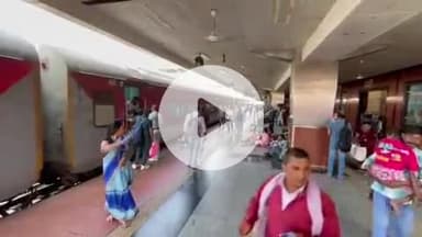 छठ पर्व को लेकर वाराणसी मंडल में चलायी जा रही स्पेशल ट्रेन