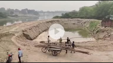 जौनपुर: शक्ति कुंड की सफाई की गई, ईओ ने किया निरीक्षण