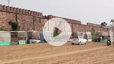 किरावली: सीकरी में आतिशबाजी से लाखों का कारोबार हुआ