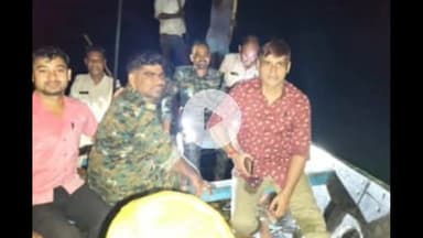 नबीनगर: सोन दियारा से 6000 ली जावा महुआ किया गया विनष्ट, 105 ली महुआ शराब बरामद