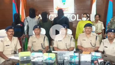 कांके: चुट्ट ओवर ब्रिज के पास पुलिस ने महिला समेत पाँच अपराधियों को हथियार के साथ किया गिरफ्तार