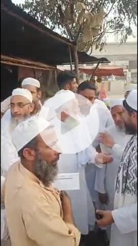 जगाधरी: मुस्लिम संस्था ने प्रताप नगर में आगजनी से पीड़ित दुकानदारों की आर्थिक मदद की