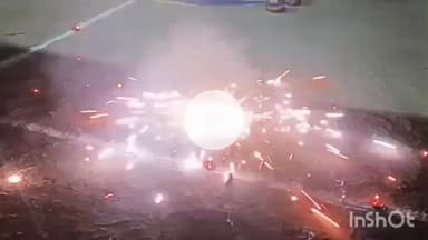 धरमपुरी: सांदीपनी स्कूल मैदान पर वॉलीबॉल खिलाड़ियों ने मनाया दीपों का उत्सव, की आतिशबाजी और बांटी मिठाइयां