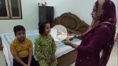 अमरोहा: अमरोहा में धूमधाम से मनाया जा रहा भाई-बहन का पर्व भैया दूज, की गई भाई की लंबी आयु की कामना