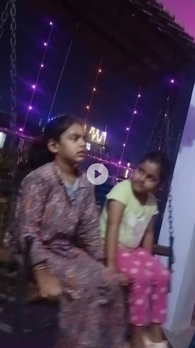 हमारी जिंदगी आप दोनों से शुरू होती है क्योंकि आप मुझे रोज सिखाती हैं। जय हिन्द