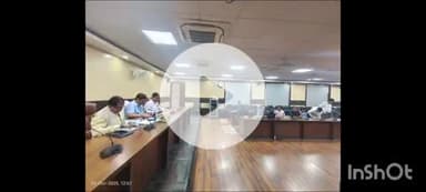 वाराणसी में नगर विकास विभाग के प्रमुख सचिव ने घाटों की सफाई को लेकर की समीक्षा बैठक