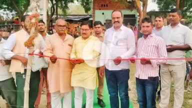 मड़ियाहू: कादीपुर ग्रामसभा में आयोजित कबड्डी प्रतियोगिता का शुभारंभ विधायक ने किया