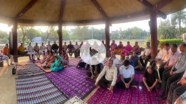 भीलवाड़ा: बापूनगर हार्टफुलनेस ध्यान केंद्र की पहली वर्षगांठ मनाई गई, आध्यात्मिक गुरु की प्रतिष्ठा में मधुर संगीत सुनाया गया