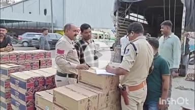 पीथमपुर: पुलिस ने अवैध शराब के विरुद्ध की बड़ी कार्रवाई, ₹20 लाख की 300 पेटी शराब जब्त, ट्रक चालक गिरफ्तार