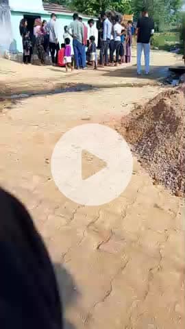 गांव नगला चौंधिया जाटव बस्ती पोस्ट मदनपुर तह.बयाना में कुछ दबंगों द्वारा कुएं की सरकारी(सार्वजनिक)जमीन पर जबरदस्ती कब्जा