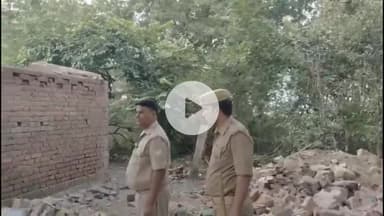 मिर्ज़ापुर: तिवारीपुर कुशहा गांव में हिंदू परिवार ने घर में बनाया मजार, गांव वालों ने विरोध कर तोड़ा