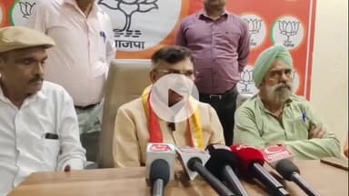 अमरोहा: अमरोहा बीजेपी कार्यालय पर पहुंचे प्रभारी मंत्री केपी मलिक, बोले- प्रधानमंत्री ने जाति और धर्म से ऊपर उठकर दिया सम्मान