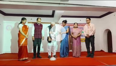 धनबाद/केंदुआडीह: द्वारिका मेमोरियल फाउंडेशन एकेडमी में 'स्कूल हेल्थ एंड वैलनेस' पर एक दिवसीय शिक्षक प्रशिक्षण कार्यशाला आयोजित