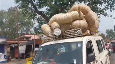 गिरिडीह: आस्था के पर्व छठ पर टावर चौक, मकतपुर, बड़ा चौक व हुट्टी बाज़ार में पूजा सामग्री की जमकर बिक्री