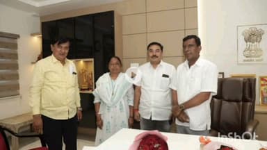 ઉચ્છલ: ઉચ્છલ તાલુકાના સાકરદા ગામે મંત્રી સાથે મહારાષ્ટ્રના નવાપુરના ધારાસભ્યએ મુલાકાત લઈ ચર્ચા કરી.