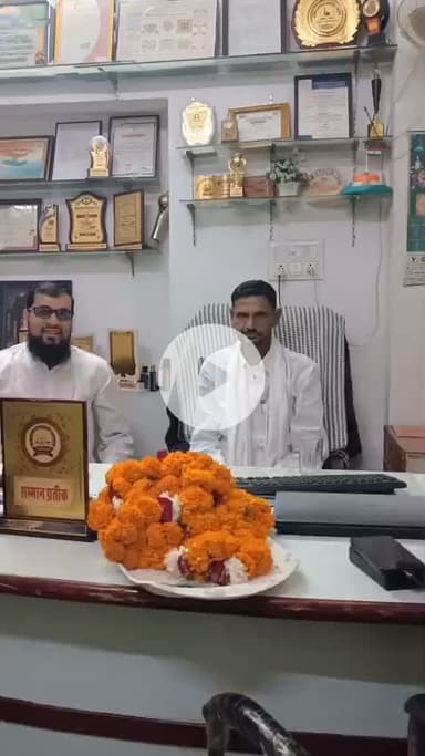 आज YGN कॉलेज पर MP के कद्दावर नेता एवं श्योपुर के विधायक जनाब बाबू जड़ेल जी का इस्तकबाल किया गया