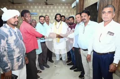 आरंग: आरंग विधायक कार्यालय में राटाकाट के प्रतिनिधि मंडल ने मंत्री गुरु खुशवंत साहेब से मुलाकात की