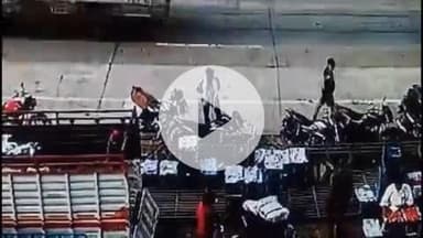 सिराथू: सैनी सब्जी मंडी में सब्जी लेने गए युवक की बाइक चोरी, सीसीटीवी कैमरे में कैद हुई चोरी की घटना