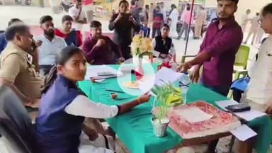 मड़ियाहू: जौनपुर: मिशन शक्ति अभियान के तहत अदिति तिवारी बनीं एक दिन की नेवढिया थाना अध्यक्ष