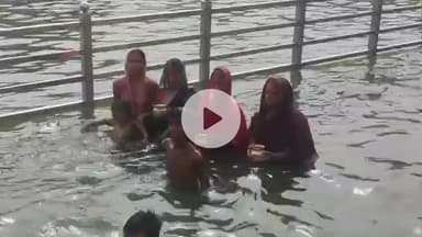 देव: नहाए-खाए के साथ देव में चार दिवसीय कार्तिक छठ महापर्व का शुभारंभ हुआ