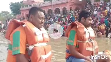 मुंगेर: छठ पर्व पर गंगा घाटों पर उमड़ी श्रद्धालुओं की भीड़, सुरक्षा के कड़े इंतजाम, एसडीआरएफ और गोताखोर तैनात