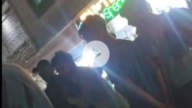 अमरोहा: अमरोहा सरकारी अस्पताल के कर्मचारी की गुंडागर्दी का वीडियो वायरल, बाइक सवार युवक को बीच सड़क पर पीटा