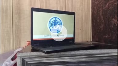 अमरोहा: प्रधानमंत्री के मन की बात कार्यक्रम को आज रविवार को अमरोहा शहर में बड़ी तादाद में मुस्लिमों ने भी सुना