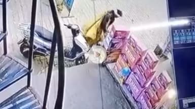 रादौर: रादौर में सीसीटीवी की मदद से दुकानदार ने बैटरी चोर को पकड़कर पुलिस के हवाले किया