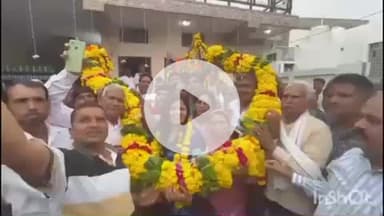 बारां: कांग्रेस प्रत्याशी प्रमोद भाया ने मतदाताओं से किया सघन जनसंपर्क, उर्मिला भाया ने भी बडवा, मिर्जापुर में जनसंपर्क किया