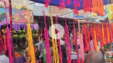 खूंटी: छठ महापर्व को लेकर खूंटी के तोरपा में फलों की जमकर बिक्री हुई