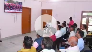 सोहावल: सोहावल में भाजपा कार्यकर्ताओं ने प्रधानमंत्री नरेंद्र मोदी की 'मन की बात' सुनी