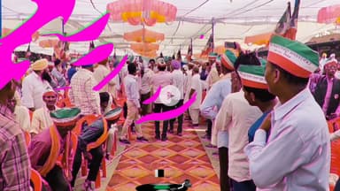 पूरनपुर मंडी समिति मैं किसान मजदूर संगठन के स्थापना दिवस पर महापंचायत को वीएम सिंह सहित तमाम नेताओं ने ख़िताब किया।