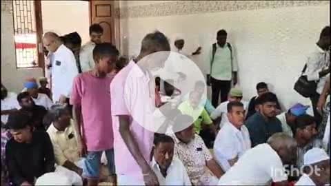 மேலூர்: மேலூரில் பழமை வாய்ந்த பள்ளிவாசலில் நடைபெற்ற கந்தூரி விழா