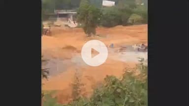 झांसी: झाँसी के ऐतिहासिक पहाड़ पर भूमाफियाओं का कब्ज़ा, लाखों डम्पर लाल मिट्टी बेची, सीएम योगी से की गई शिकायत