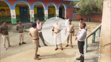 कटिहार: विधानसभा चुनाव के मद्देनज़र प्रेक्षक ने सोनैली बाज़ार और कान्तामुरादपुर बूथ का निरीक्षण किया, आवश्यक निर्देश दिए